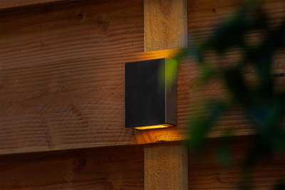 Vägglampa Vara 1W 128lm IP44