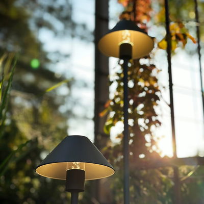 Pollare Apollo Flex Mörkgrå 3W 190lm från LightsOn Garden Plug & Play
