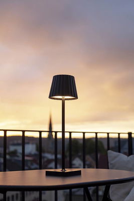 Bordslampa Maia