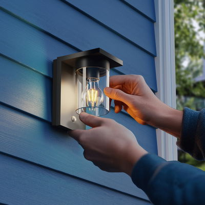 Solcells Vägglampa Asti med Rörelsesensor IP44 150lm 2700K
