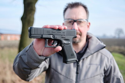 Glock 19 Gen5 CO2 Pistol 4,5mm BB