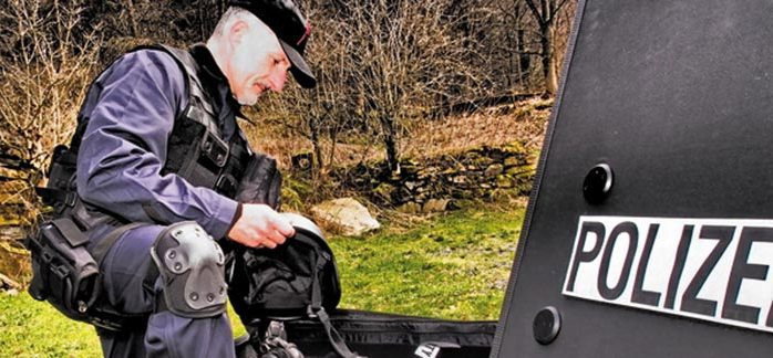 MEHLER RPS1 SKOTTSÄKER VÄST MED KNIVSKYDD - FRÅN TYSKA POLISEN