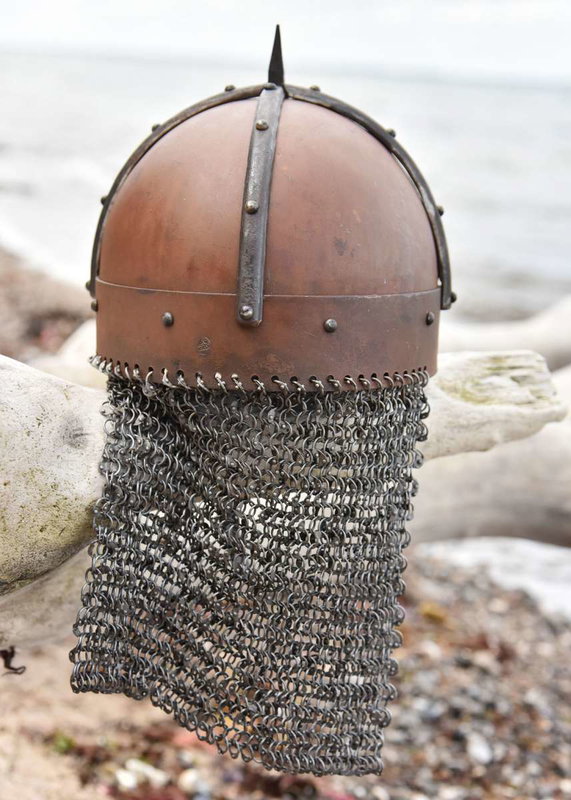 Gjermundbu Viking hjälmen med nitad aventail, 2 mm stål
