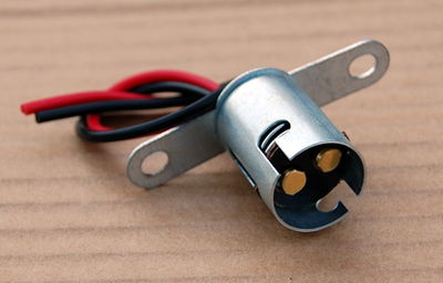 BAY15D Sockel 10cm