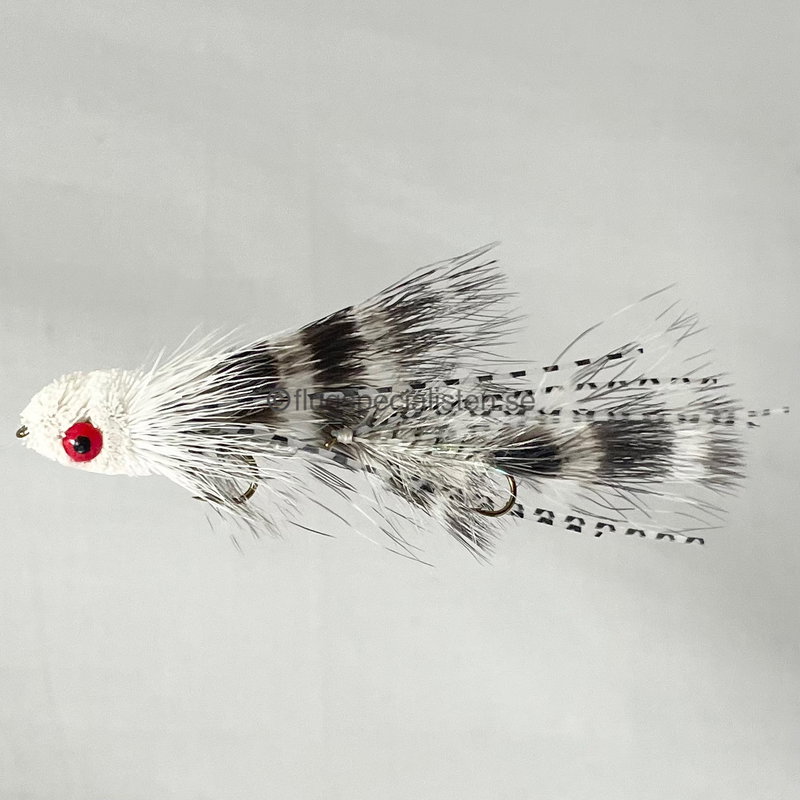 Ledad Streamer polar bear