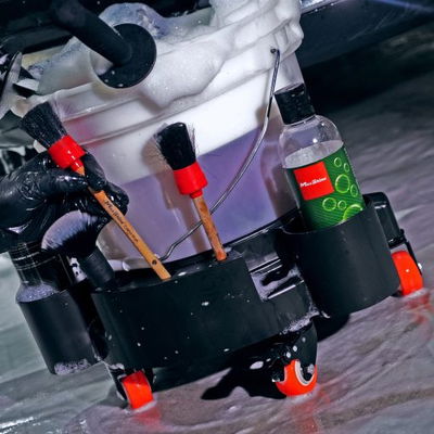 MaxShine – Rolling Bucket Dolly