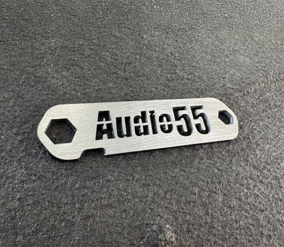 Audio 55 Kapsylöppnare med de rätta funktionerna!