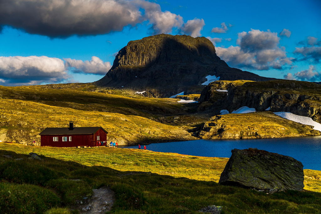 Ventilation i gamla stugor – så förbättrar du inomhusklimatet utan att förstöra stugans själ