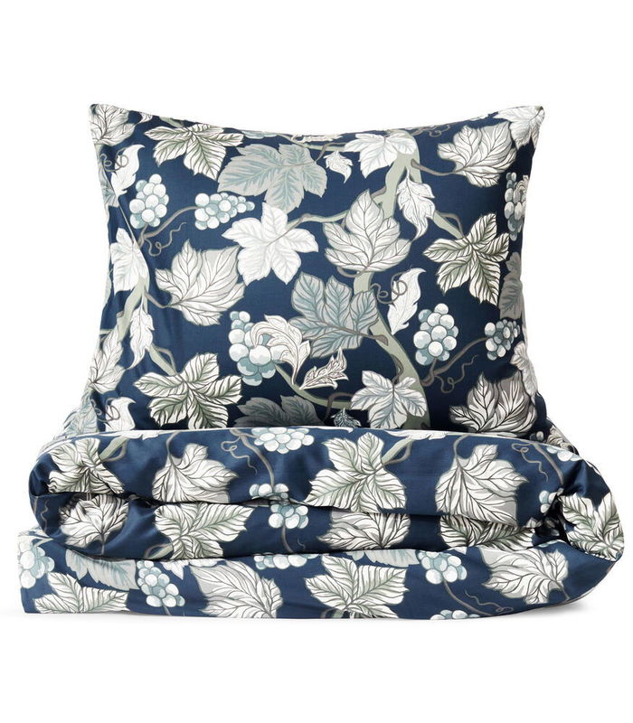 Hult Blommor Marinblå Satin Bäddset Enkeltäcke 150x210 Kosta Linnewäfveri Hult Blommor Marinblå Satin Bäddset Enkeltäcke 150x210 Kosta Linnewäfveri