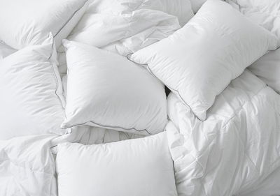 Paket Hotelltäcke & Hotellkudde 680g 150x200 + 650g 50x60 Borganäs of Sweden