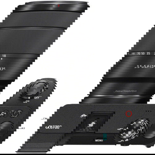 Sony A6700 Kamerahus + 18-135/3.5-5.6 OSS