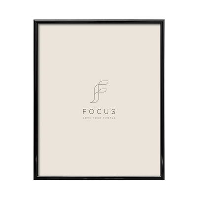 Focus Lily Svart 30X40 cm