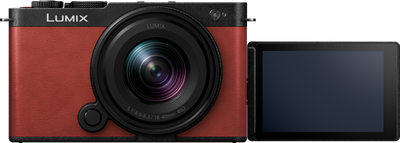 Panasonic Lumix S9 Kamerahus + 18-40/4.5-6.3 Crimson Red