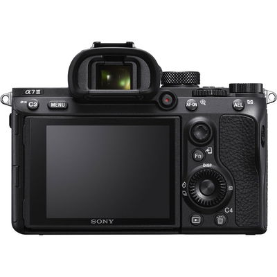 Sony A7III Kamerahus  + FE 28-70/3,5-5,6 OSS