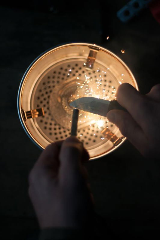 Eldris Neck Knife med tändstål