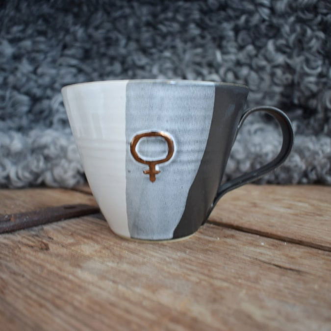 Falukoppen med handtag "Den ljuvliga och den gruvliga"