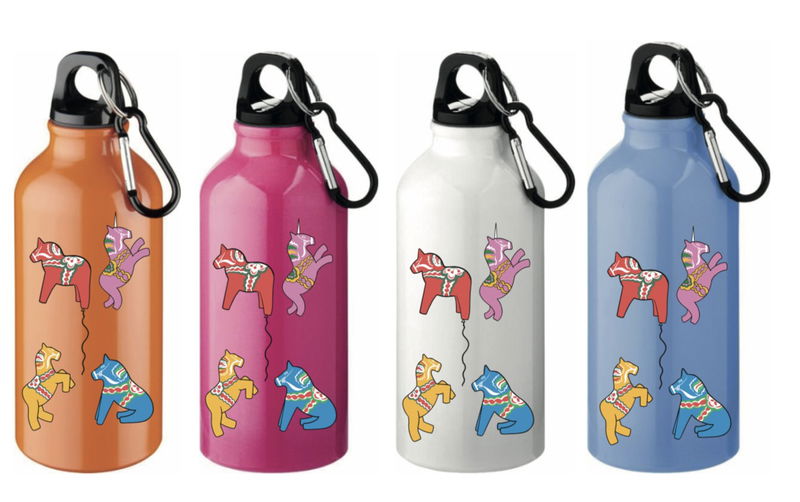 Aluminuimflaska 0,4 liter - Lekfulla dalahästar