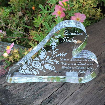 Glashjärta - 12 cm (Personlig gravyr ingår)