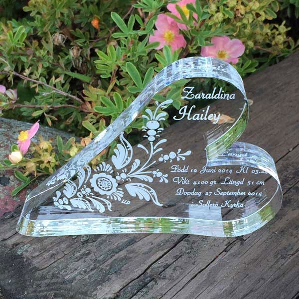 Glashjärta - 12 cm (Personlig gravyr ingår)