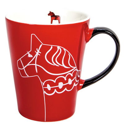 Mugg - Dalahäst med dekor dalahästar insida