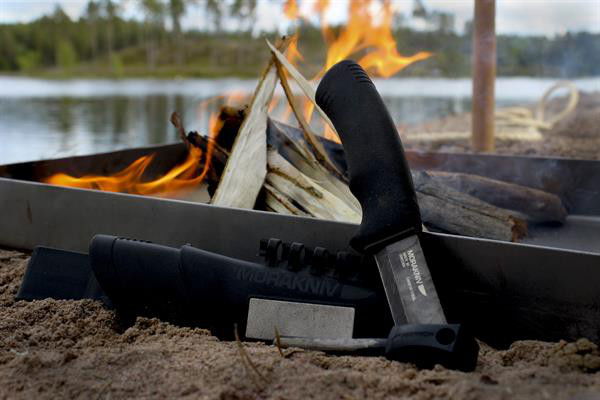 Bush Craft Survival, Black