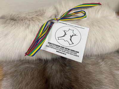 Sittunderlag i renskinn från Idre Sameby 