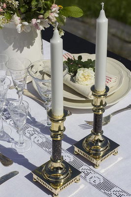 Exklusiv ljusstake i mässing och blybergsporfyr, höjd 180 alt 230 mm