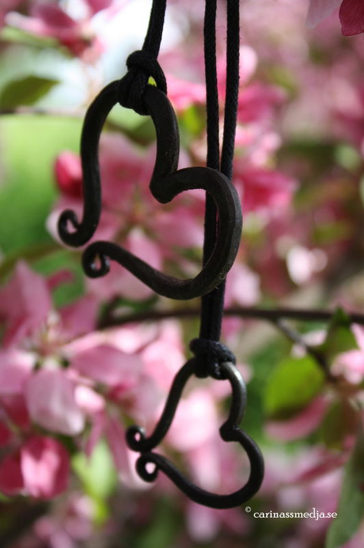 Halsband i smide - Hjärta