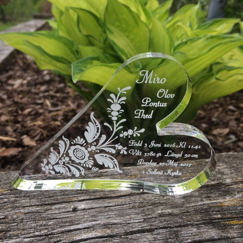 Glashjärta - 12 cm (Personlig gravyr ingår)