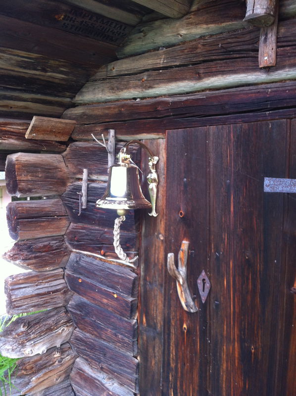 Skeppsklocka höjd 22cm diameter 22cm