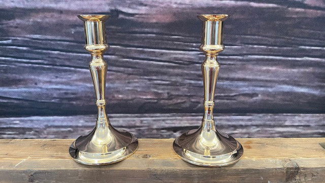 Bronsljusstake, höjd 175 mm