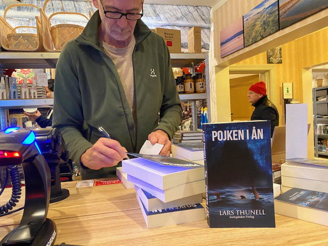 Lars Thunell - Pojken i ån 