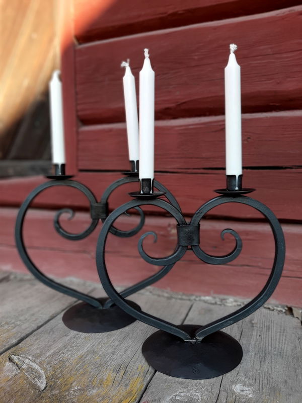 Hjärtljusstake i smide (Två storlekar)