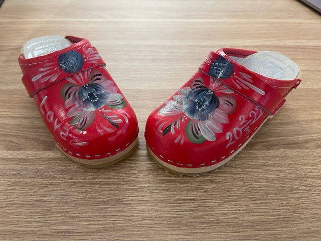 Barn Träskor - Dalarna "Kurbits" (24-33)