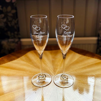 Bröllopsglas - Champagneglas 26 cl med gravyr/pris per par