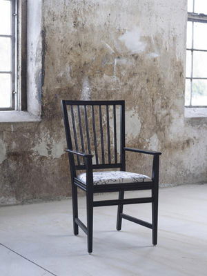  Dalhalla med karm, klädd sits