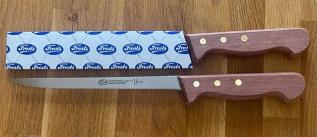 Frosts Filékniv 32 cm modell 9197 trähandtag