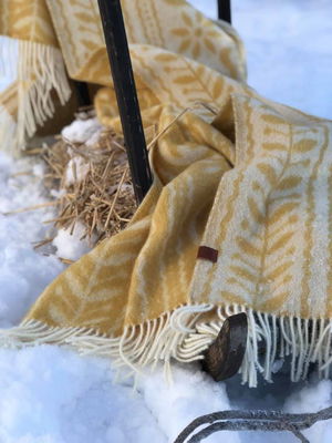 Pläd - "Anno 1862" mönster från handtryckt tapet från Dalarna