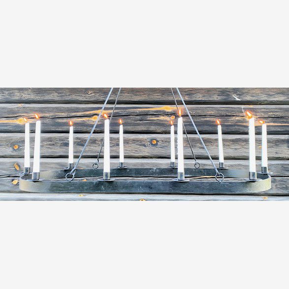 Ljuskrona i linoljebränt järnsmide 10 ljus