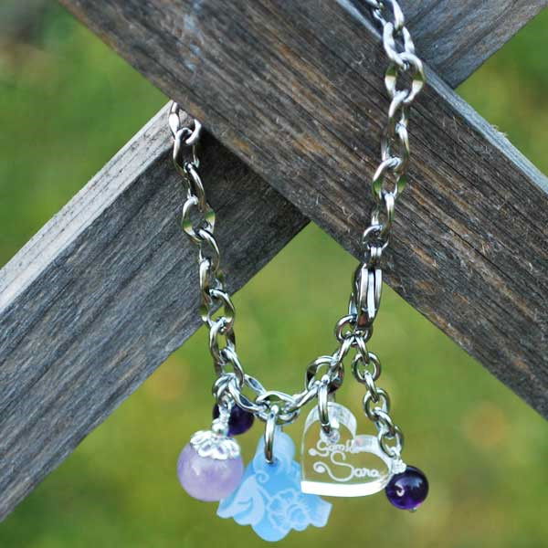 Armband med blåklocka och halvädelsten,  modell Augusta 