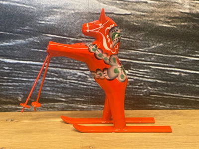 Dalahästen - Skidåkare