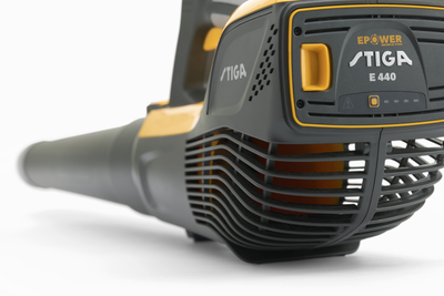 Stiga batteridriven lövblås BL 500e kit