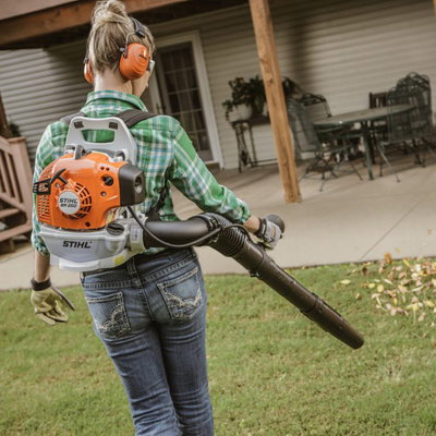 STIHL BR 200 – Lätt och kompakt ryggburen lövblås