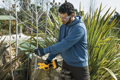 Stiga batteridriven  sekatör SC 100e Kit