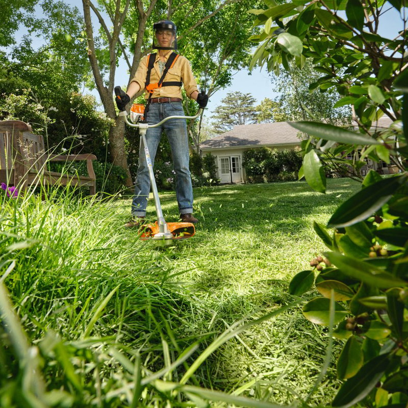 STIHL FSA 80 batteridriven röjsåg – kraftfull, tyst och mångsidig