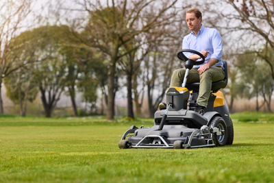 Stiga bensindriven åkgräsklippare Park 500 W