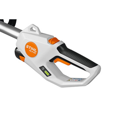 STIHL HLA 40 – Batteridriven stånghäcksax för höga häckar och buskar