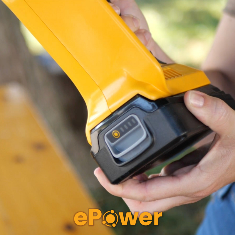 Stiga batteridriven beskärningssax och såg