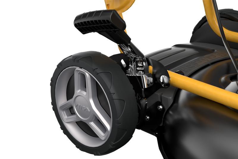 Stiga självgående batteridriven gräsklippare multiclip 747e V kit