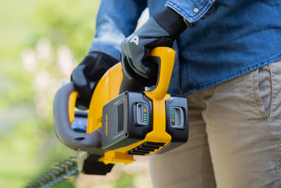 Stiga batteridriven häcksax HT 300e Kit